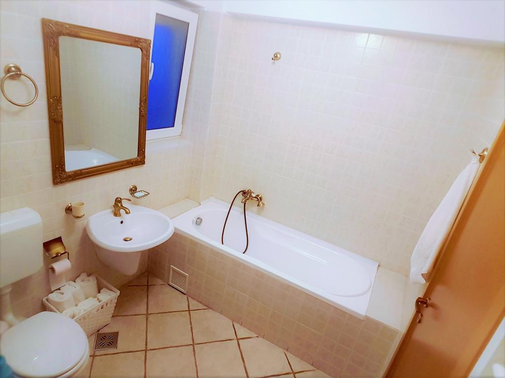 Voyage Residence Mamaia Luaran gambar